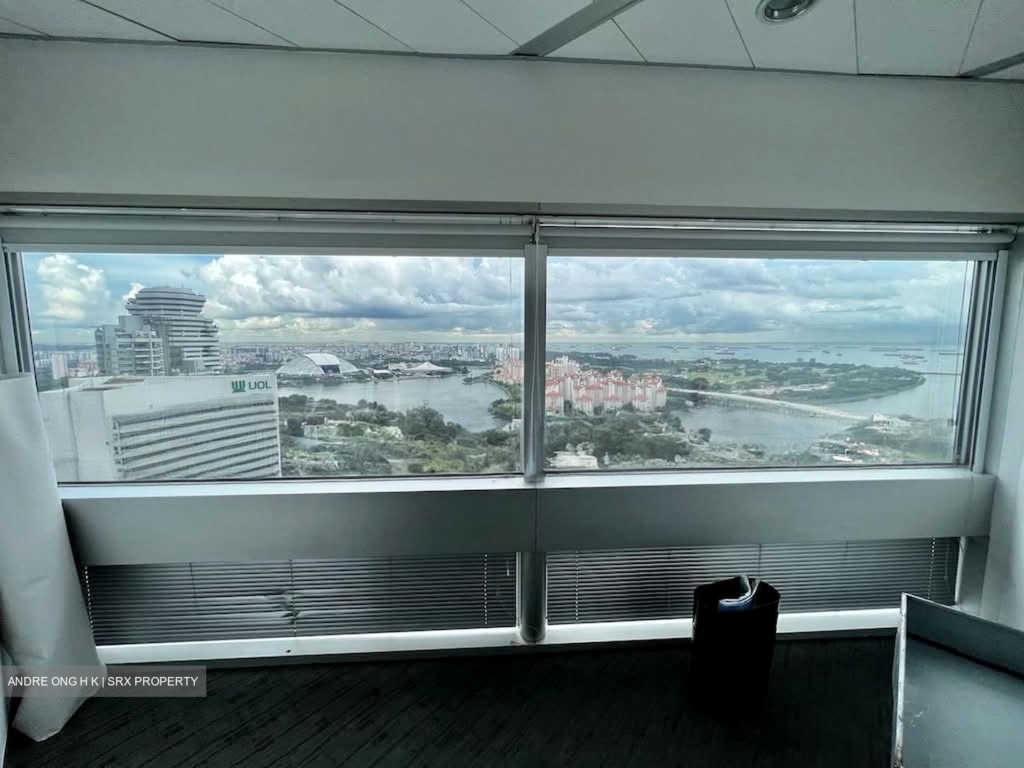 Gateway East (D7), Office #566713451